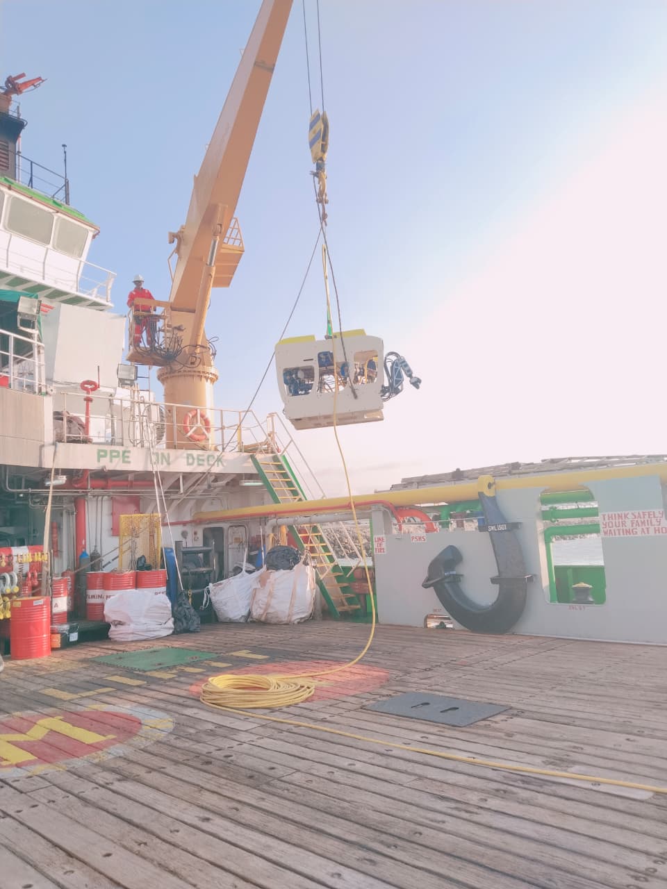 Offshore vessel operation